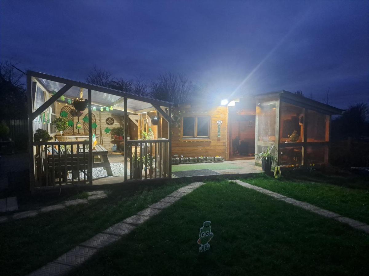 The Ranch Cabin Rathdowney Exterior foto